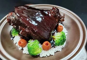 下饭蜜汁肘子